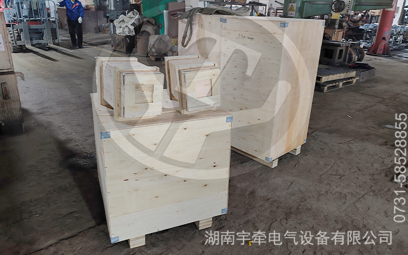 礦用蓄電池電機(jī)車出口海外 2.jpg